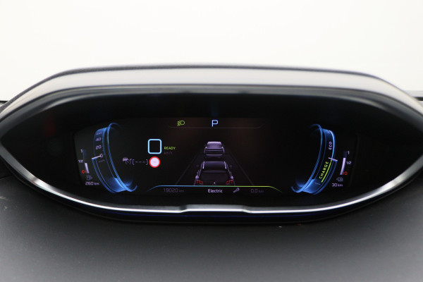 Peugeot 3008 1.6 HYbrid 225 Allure Pack Business Virtual Cockpit, ACC, Camera, Apple Carplay, Bluetooth, DAB, LED, 19'' Peugeot 3008 1.6 HYbrid 225 Allure Pack Business Virtual Cockpit, ACC, Camera, Apple Carplay, Bluetooth, DAB, LED, 19''