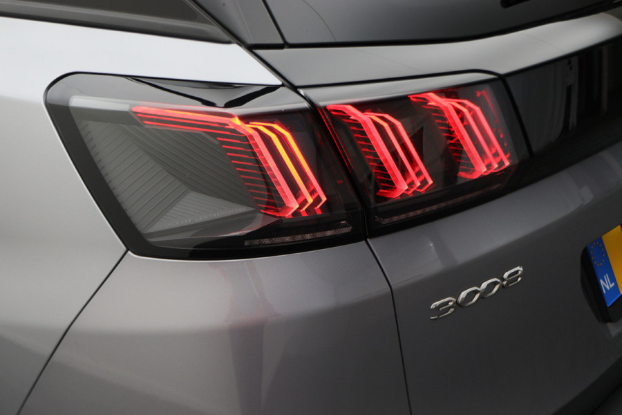 Peugeot 3008 1.6 HYbrid 225 Allure Pack Business Virtual Cockpit, ACC, Camera, Apple Carplay, Bluetooth, DAB, LED, 19'' Peugeot 3008 1.6 HYbrid 225 Allure Pack Business Virtual Cockpit, ACC, Camera, Apple Carplay, Bluetooth, DAB, LED, 19''
