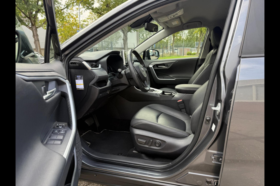 Toyota RAV4 2.5 Hybrid DYNAMIC SPORT 2020 LEDER ACC NAVI LED LUXE 12MND GARANTIE Toyota RAV4 2.5 Hybrid DYNAMIC SPORT 2020 LEDER ACC NAVI LED LUXE 12MND GARANTIE