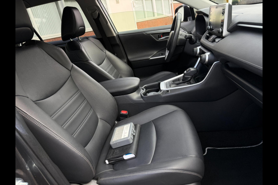 Toyota RAV4 2.5 Hybrid DYNAMIC SPORT 2020 LEDER ACC NAVI LED LUXE 12MND GARANTIE Toyota RAV4 2.5 Hybrid DYNAMIC SPORT 2020 LEDER ACC NAVI LED LUXE 12MND GARANTIE