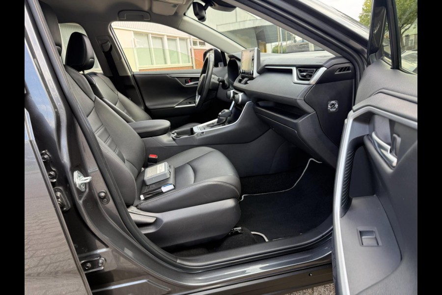 Toyota RAV4 2.5 Hybrid DYNAMIC SPORT 2020 LEDER ACC NAVI LED LUXE 12MND GARANTIE Toyota RAV4 2.5 Hybrid DYNAMIC SPORT 2020 LEDER ACC NAVI LED LUXE 12MND GARANTIE
