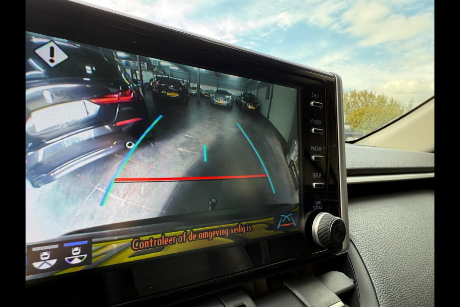 Toyota RAV4 2.5 Hybrid DYNAMIC SPORT 2020 LEDER ACC NAVI LED LUXE 12MND GARANTIE Toyota RAV4 2.5 Hybrid DYNAMIC SPORT 2020 LEDER ACC NAVI LED LUXE 12MND GARANTIE