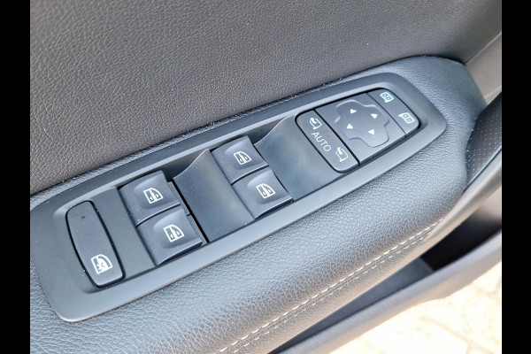 Renault MEGANE Estate 1.3 TCe Intens | automaat | 140PK | halfleder | stoelverwarming