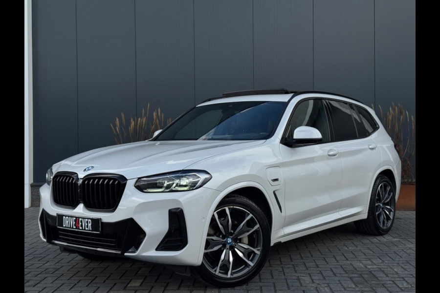 BMW X3 xDrive30e M PACK M2023 PANO CLIMATE NAVI CAMERA SPORTVELGEN BMW X3 xDrive30e M PACK M2023 PANO CLIMATE NAVI CAMERA SPORTVELGEN