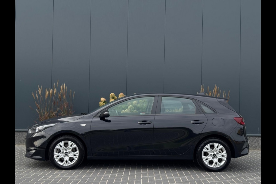 Kia Ceed 1.0 T-GDi DynamicL. 2023 NAVI CR CONTROL CAMERA STOEL-STUURVERWA Kia Ceed 1.0 T-GDi DynamicL. 2023 NAVI CR CONTROL CAMERA STOEL-STUURVERWA