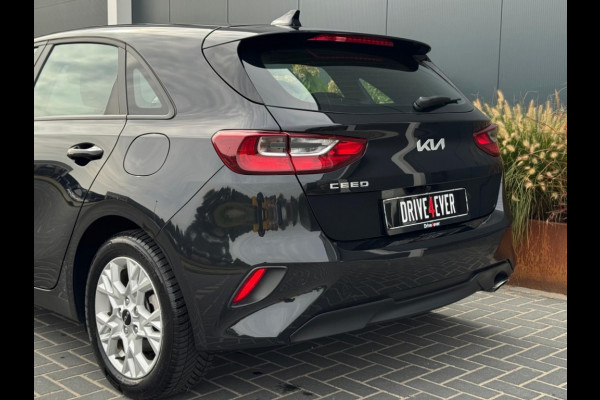 Kia Ceed 1.0 T-GDi DynamicL. 2023 NAVI CR CONTROL CAMERA STOEL-STUURVERWA Kia Ceed 1.0 T-GDi DynamicL. 2023 NAVI CR CONTROL CAMERA STOEL-STUURVERWA