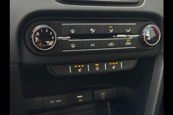 Kia Ceed 1.0 T-GDi DynamicL. 2023 NAVI CR CONTROL CAMERA STOEL-STUURVERWA Kia Ceed 1.0 T-GDi DynamicL. 2023 NAVI CR CONTROL CAMERA STOEL-STUURVERWA