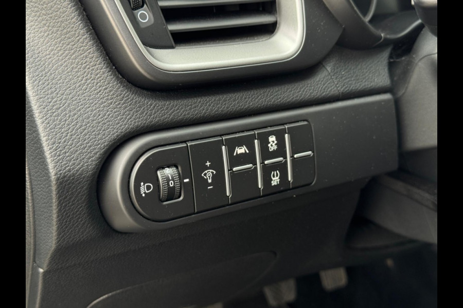 Kia Ceed 1.0 T-GDi DynamicL. 2023 NAVI CR CONTROL CAMERA STOEL-STUURVERWA Kia Ceed 1.0 T-GDi DynamicL. 2023 NAVI CR CONTROL CAMERA STOEL-STUURVERWA