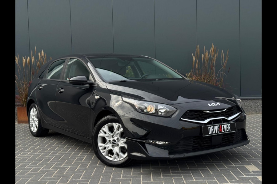 Kia Ceed 1.0 T-GDi DynamicL. 2023 NAVI CR CONTROL CAMERA STOEL-STUURVERWA Kia Ceed 1.0 T-GDi DynamicL. 2023 NAVI CR CONTROL CAMERA STOEL-STUURVERWA