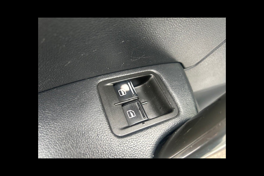 Volkswagen Caddy 1.4 TGI L2H1 EcoFuel Maxi PDC I 1e EIGENAAR I COMPLETE ONDERHOUDSHISTORIE I RIJDEN OP GROEN GAS = CO2 NEUTRAAL Volkswagen Caddy 1.4 TGI L2H1 EcoFuel Maxi PDC I 1e EIGENAAR I COMPLETE ONDERHOUDSHISTORIE I RIJDEN OP GROEN GAS = CO2 NEUTRAAL