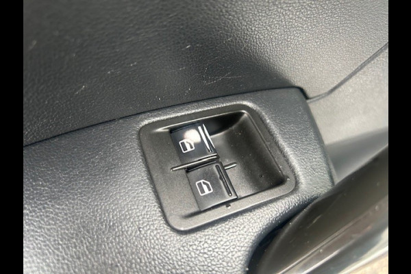 Volkswagen Caddy 1.4 TGI L2H1 EcoFuel Maxi PDC I 1e EIGENAAR I COMPLETE ONDERHOUDSHISTORIE I RIJDEN OP GROEN GAS = CO2 NEUTRAAL Volkswagen Caddy 1.4 TGI L2H1 EcoFuel Maxi PDC I 1e EIGENAAR I COMPLETE ONDERHOUDSHISTORIE I RIJDEN OP GROEN GAS = CO2 NEUTRAAL
