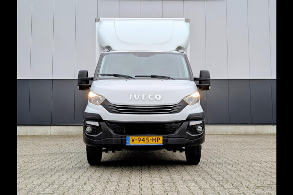 Iveco Daily 35C16 2.3 AUTOMAAT 8v DUBBELLUCHT BAKWAGEN MET LAADKLEP CLIMATE CRUISE TREKHAAK