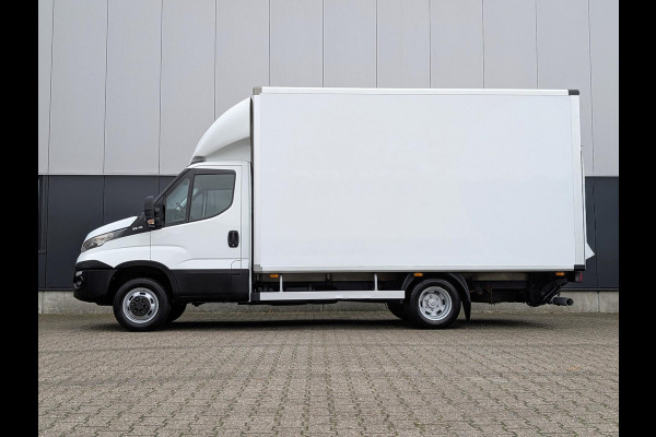 Iveco Daily 35C16 2.3 AUTOMAAT 8v DUBBELLUCHT BAKWAGEN MET LAADKLEP CLIMATE CRUISE TREKHAAK