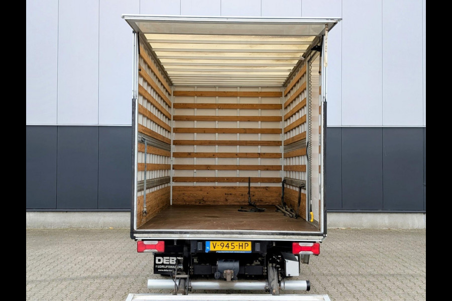 Iveco Daily 35C16 2.3 AUTOMAAT 8v DUBBELLUCHT BAKWAGEN MET LAADKLEP CLIMATE CRUISE TREKHAAK