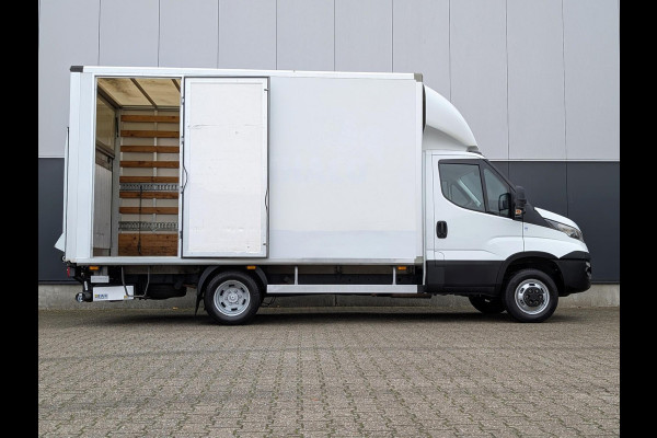 Iveco Daily 35C16 2.3 AUTOMAAT 8v DUBBELLUCHT BAKWAGEN MET LAADKLEP CLIMATE CRUISE TREKHAAK