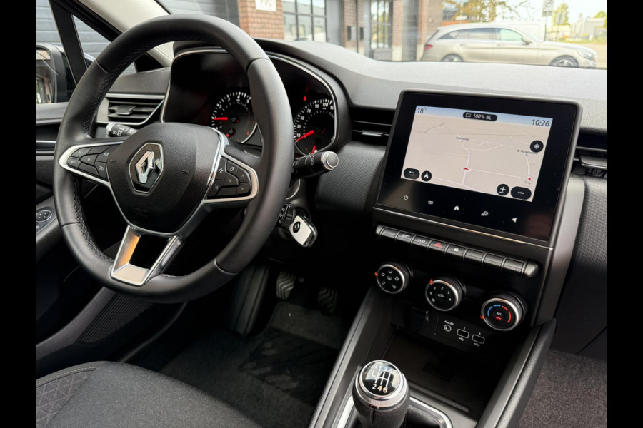 Renault Clio 1.0 TCe / Navigatie / Apple CarPlay - Android / 1e Eigenaar / ALL-Season banden / Cruise Control / PDC met optische w