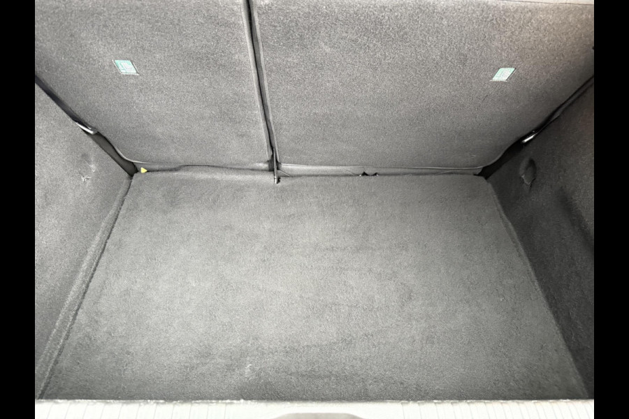 Renault Clio 1.0 TCe / Navigatie / Apple CarPlay - Android / 1e Eigenaar / ALL-Season banden / Cruise Control / PDC met optische w