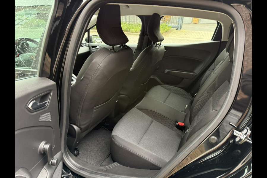 Renault Clio 1.0 TCe / Navigatie / Apple CarPlay - Android / 1e Eigenaar / ALL-Season banden / Cruise Control / PDC met optische w