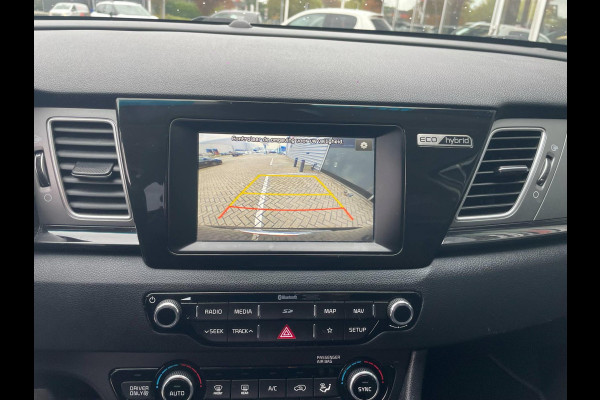 Kia Niro 1.6 GDi Hybrid DynamicLine Sport / Camera