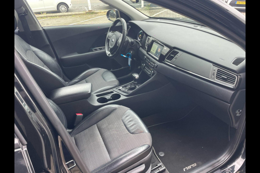Kia Niro 1.6 GDi Hybrid DynamicLine Sport / Camera