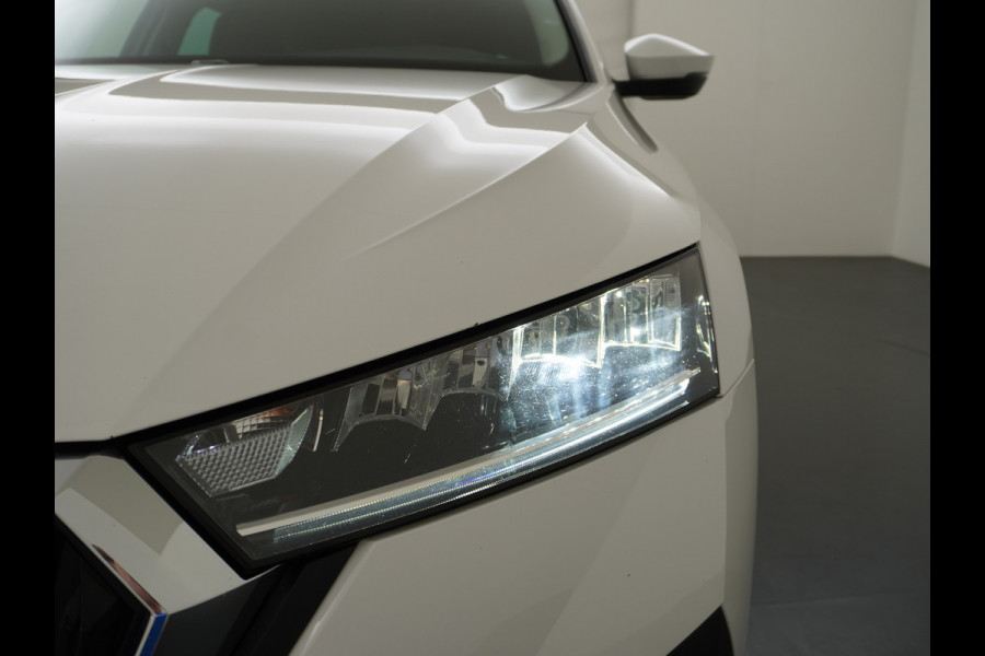 Škoda Octavia Combi T 111PK Apple Carplay Android Trekhaak Virtual Cockpit Elek.Achtreklep Pdc Navi Ecc Cruise Control Business Edition Stoel+Stuurverwarming Lmv Sunset DAB Led  Keyless 1e Eigenaar Origineel Nederlandse Auto 1300kg trekvermogen Škoda Octavia Combi T 111PK Apple Carplay Android Trekhaak Virtual Cockpit Elek.Achtreklep Pdc Navi Ecc Cruise Control Business Edition Stoel+Stuurverwarming Lmv Sunset DAB Led  Keyless 1e Eigenaar Origineel Nederlandse Auto 1300kg trekvermogen