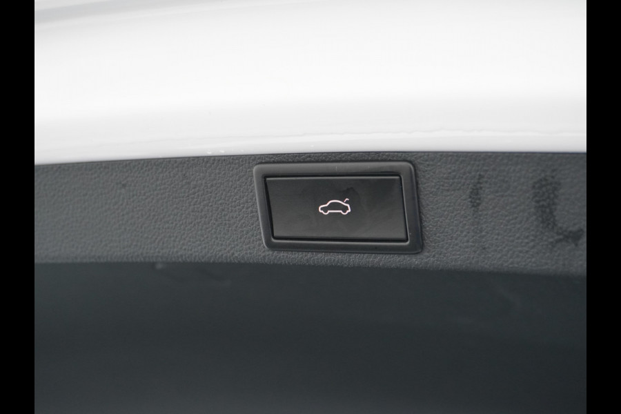 Škoda Octavia Combi T 111PK Apple Carplay Android Trekhaak Virtual Cockpit Elek.Achtreklep Pdc Navi Ecc Cruise Control Business Edition Stoel+Stuurverwarming Lmv Sunset DAB Led  Keyless 1e Eigenaar Origineel Nederlandse Auto 1300kg trekvermogen Škoda Octavia Combi T 111PK Apple Carplay Android Trekhaak Virtual Cockpit Elek.Achtreklep Pdc Navi Ecc Cruise Control Business Edition Stoel+Stuurverwarming Lmv Sunset DAB Led  Keyless 1e Eigenaar Origineel Nederlandse Auto 1300kg trekvermogen