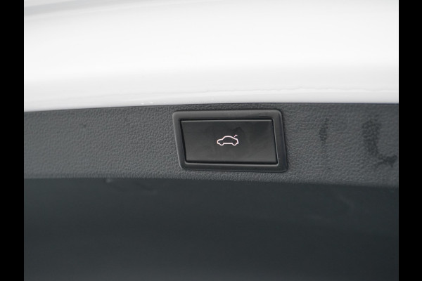 Škoda Octavia Combi T 111PK Apple Carplay Android Trekhaak Virtual Cockpit Elek.Achtreklep Pdc Navi Ecc Cruise Control Business Edition Stoel+Stuurverwarming Lmv Sunset DAB Led  Keyless 1e Eigenaar Origineel Nederlandse Auto 1300kg trekvermogen Škoda Octavia Combi T 111PK Apple Carplay Android Trekhaak Virtual Cockpit Elek.Achtreklep Pdc Navi Ecc Cruise Control Business Edition Stoel+Stuurverwarming Lmv Sunset DAB Led  Keyless 1e Eigenaar Origineel Nederlandse Auto 1300kg trekvermogen