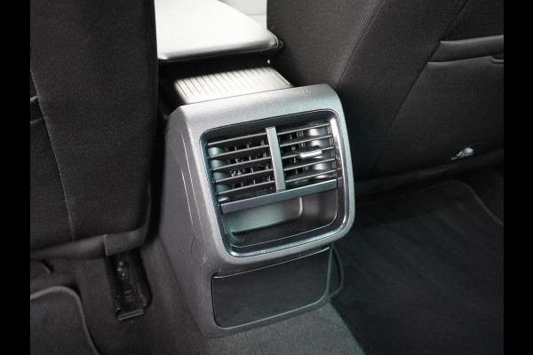 Škoda Octavia Combi T 111PK Apple Carplay Android Trekhaak Virtual Cockpit Elek.Achtreklep Pdc Navi Ecc Cruise Control Business Edition Stoel+Stuurverwarming Lmv Sunset DAB Led  Keyless 1e Eigenaar Origineel Nederlandse Auto 1300kg trekvermogen Škoda Octavia Combi T 111PK Apple Carplay Android Trekhaak Virtual Cockpit Elek.Achtreklep Pdc Navi Ecc Cruise Control Business Edition Stoel+Stuurverwarming Lmv Sunset DAB Led  Keyless 1e Eigenaar Origineel Nederlandse Auto 1300kg trekvermogen