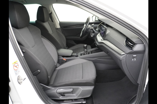 Škoda Octavia Combi T 111PK Apple Carplay Android Trekhaak Virtual Cockpit Elek.Achtreklep Pdc Navi Ecc Cruise Control Business Edition Stoel+Stuurverwarming Lmv Sunset DAB Led  Keyless 1e Eigenaar Origineel Nederlandse Auto 1300kg trekvermogen Škoda Octavia Combi T 111PK Apple Carplay Android Trekhaak Virtual Cockpit Elek.Achtreklep Pdc Navi Ecc Cruise Control Business Edition Stoel+Stuurverwarming Lmv Sunset DAB Led  Keyless 1e Eigenaar Origineel Nederlandse Auto 1300kg trekvermogen
