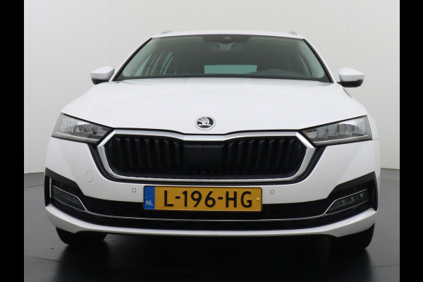 Škoda Octavia Combi T 111PK Apple Carplay Android Trekhaak Virtual Cockpit Elek.Achtreklep Pdc Navi Ecc Cruise Control Business Edition Stoel+Stuurverwarming Lmv Sunset DAB Led  Keyless 1e Eigenaar Origineel Nederlandse Auto 1300kg trekvermogen Škoda Octavia Combi T 111PK Apple Carplay Android Trekhaak Virtual Cockpit Elek.Achtreklep Pdc Navi Ecc Cruise Control Business Edition Stoel+Stuurverwarming Lmv Sunset DAB Led  Keyless 1e Eigenaar Origineel Nederlandse Auto 1300kg trekvermogen