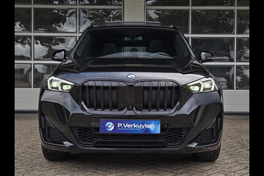 BMW X1 sDrive20i M SPORT | PANORAMA | DRIVING ASS PROF. | HEAD UP | BMW X1 sDrive20i M SPORT | PANORAMA | DRIVING ASS PROF. | HEAD UP |