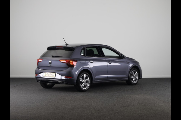 Volkswagen Polo 1.0 TSI R-Line 95 pk Automaat (DSG) | Verlengde garantie | Navigatie | Parkeersensoren | Achteruitrijcamera | Adaptieve cruise control | R-Line |