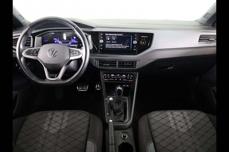 Volkswagen Polo 1.0 TSI R-Line 95 pk Automaat (DSG) | Verlengde garantie | Navigatie | Parkeersensoren | Achteruitrijcamera | Adaptieve cruise control | R-Line |