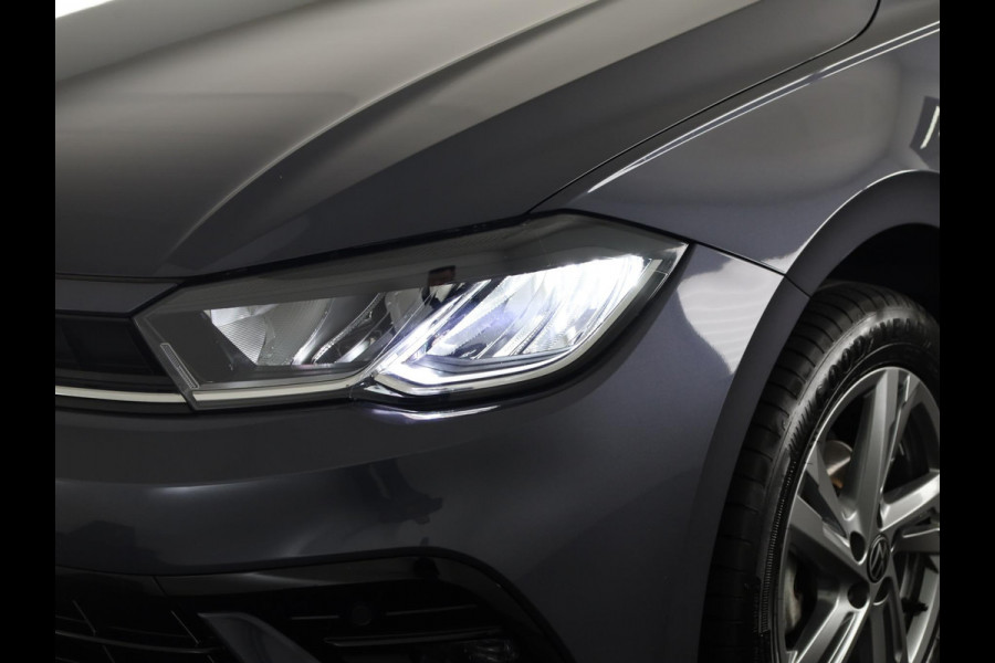 Volkswagen Polo 1.0 TSI R-Line 95 pk Automaat (DSG) | Verlengde garantie | Navigatie | Parkeersensoren | Achteruitrijcamera | Adaptieve cruise control | R-Line |