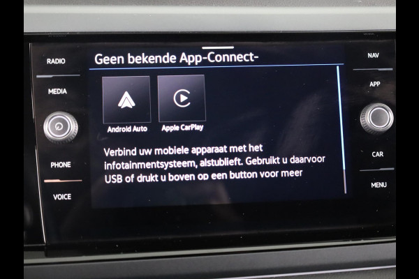 Volkswagen Polo 1.0 TSI R-Line 95 pk Automaat (DSG) | Verlengde garantie | Navigatie | Parkeersensoren | Achteruitrijcamera | Adaptieve cruise control | R-Line |