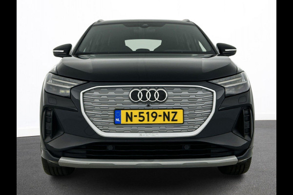 Audi Q4 e-tron 40 Launch edition Advanced 77 kWh Navigatie Apple Carplay/Android Auto Parkeersensoren Cruise Control Elektrische achterklep Ledverlichting Stoelverwarming Virtual Cockpit Climate Control Lichtmetalen velgen