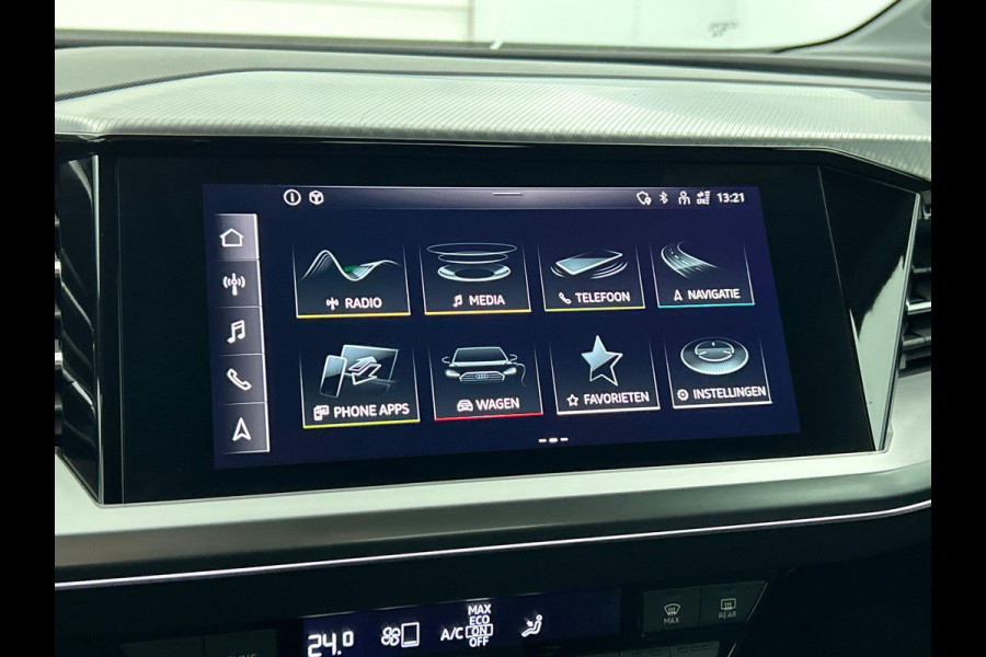 Audi Q4 e-tron 40 Launch edition Advanced 77 kWh Navigatie Apple Carplay/Android Auto Parkeersensoren Cruise Control Elektrische achterklep Ledverlichting Stoelverwarming Virtual Cockpit Climate Control Lichtmetalen velgen