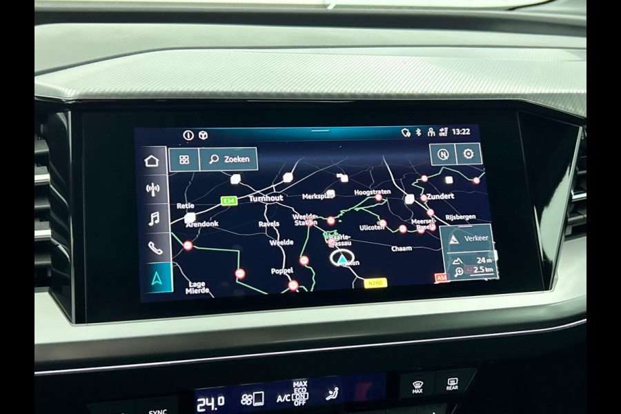 Audi Q4 e-tron 40 Launch edition Advanced 77 kWh Navigatie Apple Carplay/Android Auto Parkeersensoren Cruise Control Elektrische achterklep Ledverlichting Stoelverwarming Virtual Cockpit Climate Control Lichtmetalen velgen