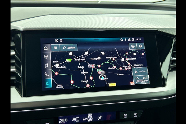 Audi Q4 e-tron 40 Launch edition Advanced 77 kWh Navigatie Apple Carplay/Android Auto Parkeersensoren Cruise Control Elektrische achterklep Ledverlichting Stoelverwarming Virtual Cockpit Climate Control Lichtmetalen velgen