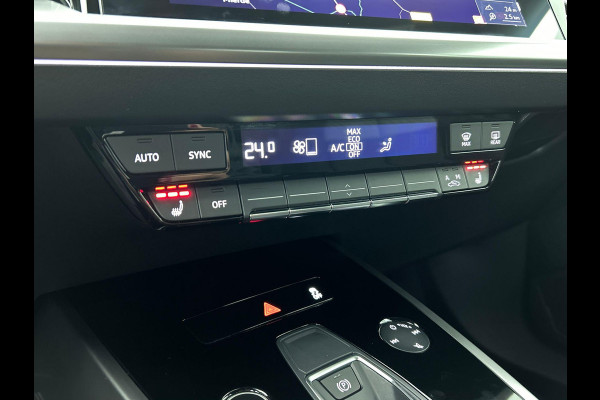 Audi Q4 e-tron 40 Launch edition Advanced 77 kWh Navigatie Apple Carplay/Android Auto Parkeersensoren Cruise Control Elektrische achterklep Ledverlichting Stoelverwarming Virtual Cockpit Climate Control Lichtmetalen velgen