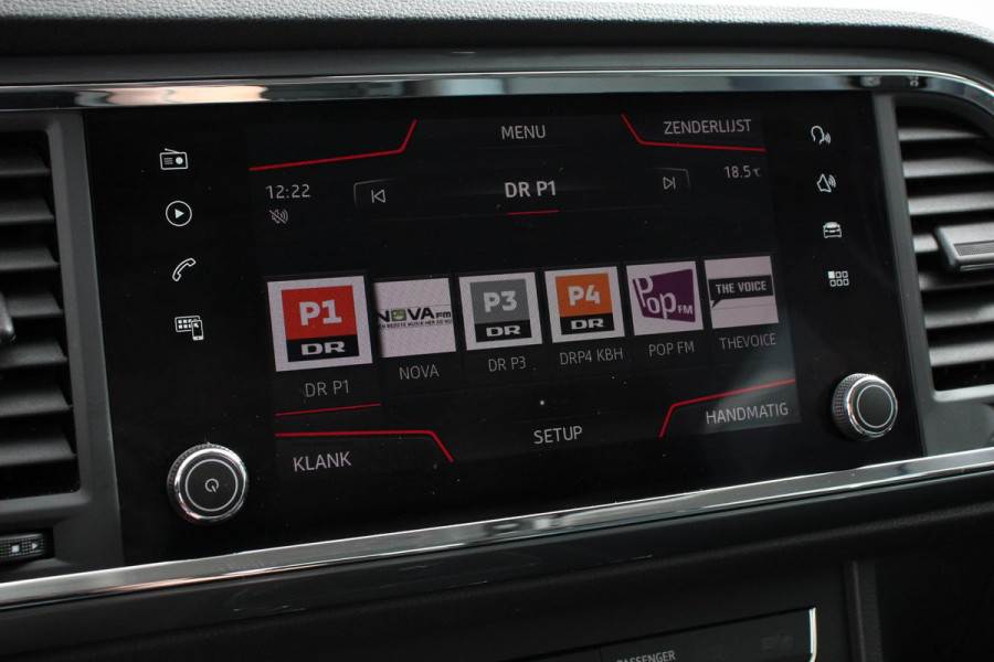 Seat Ateca 1.5 TSI DSG Style Navigatie Apple Carplay/Android Auto Cruise Control Stoelverwarming Elektrische Achterklep Beats Audio