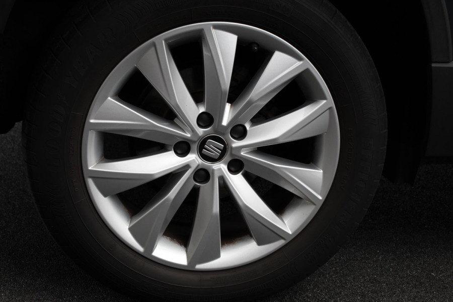 Seat Ateca 1.5 TSI DSG Style Navigatie Apple Carplay/Android Auto Cruise Control Stoelverwarming Elektrische Achterklep Beats Audio