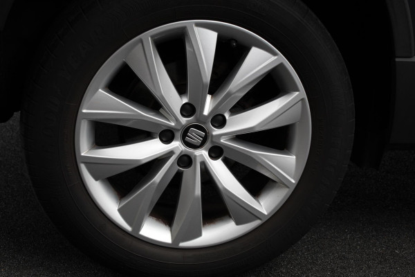 Seat Ateca 1.5 TSI DSG Style Navigatie Apple Carplay/Android Auto Cruise Control Stoelverwarming Elektrische Achterklep Beats Audio