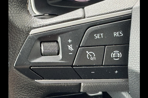Seat Arona 1.0 TSI Style Business Connect Cruise control Climate control Stoelverwarming Apple / Android Bluetooth Parkeersensor