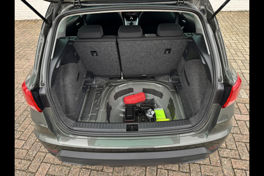 Seat Arona 1.0 TSI Style Business Connect Cruise control Climate control Stoelverwarming Apple / Android Bluetooth Parkeersensor