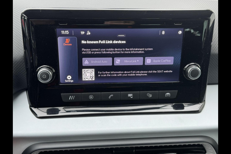 Seat Arona 1.0 TSI Style Business Connect Cruise control Climate control Stoelverwarming Apple / Android Bluetooth Parkeersensor