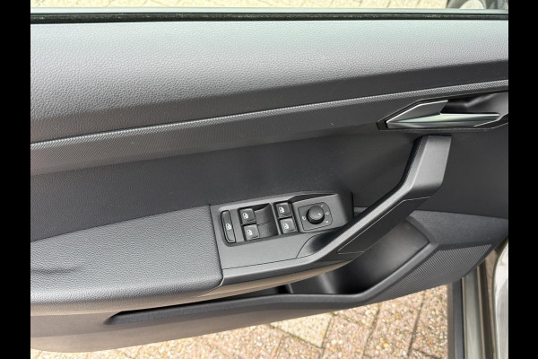 Seat Arona 1.0 TSI Style Business Connect Cruise control Climate control Stoelverwarming Apple / Android Bluetooth Parkeersensor