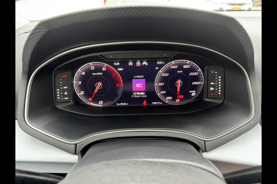 Seat Arona 1.0 TSI Style Business Connect Cruise control Climate control Stoelverwarming Apple / Android Bluetooth Parkeersensor