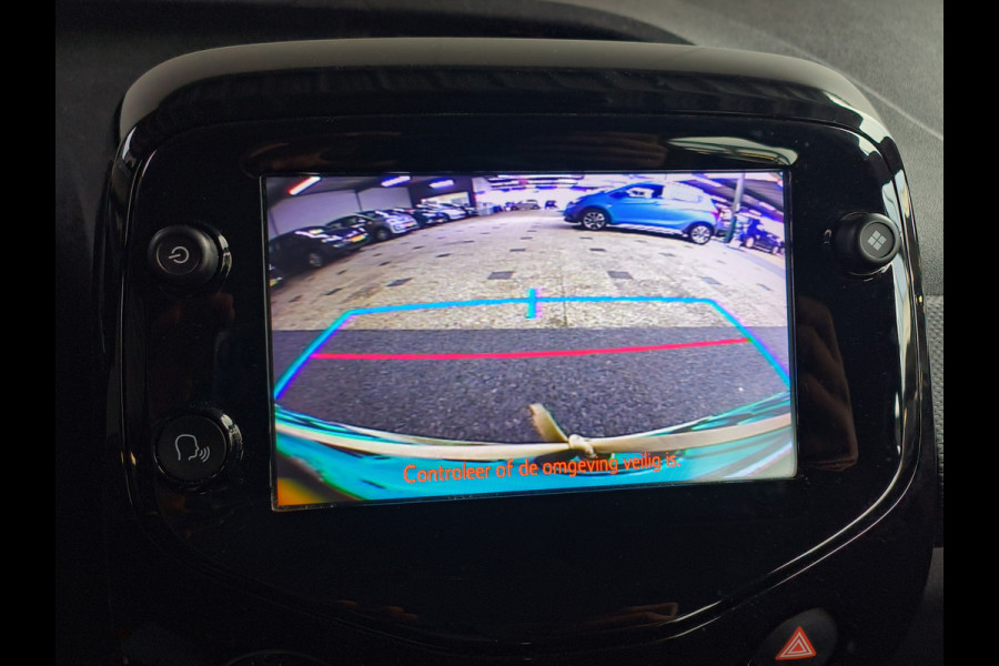 Citroën C1 1.0 VTi Feel uit 2020 Rijklaar + 12 maanden Bovag-garantie Henk Jongen Auto's in Helmond,  al 50 jaar service zoals 't hoort!