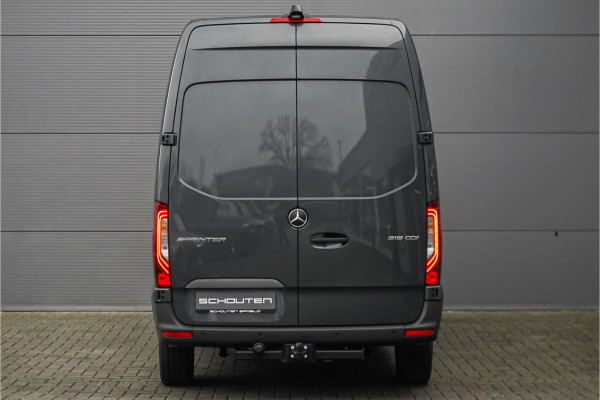 Mercedes-Benz Sprinter 319 1.9 CDI L2H2 RWD BPM Vrij 2x Auto Schuifdeur Distronic Camera Navi Trekhaak 3.5T Mercedes-Benz Sprinter 319 1.9 CDI L2H2 RWD BPM Vrij 2x Auto Schuifdeur Distronic Camera Navi Trekhaak 3.5T